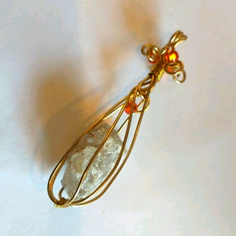 🇨🇦Crystal Quartz Pendant